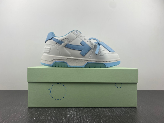 OFF-WHITE SNEAKER