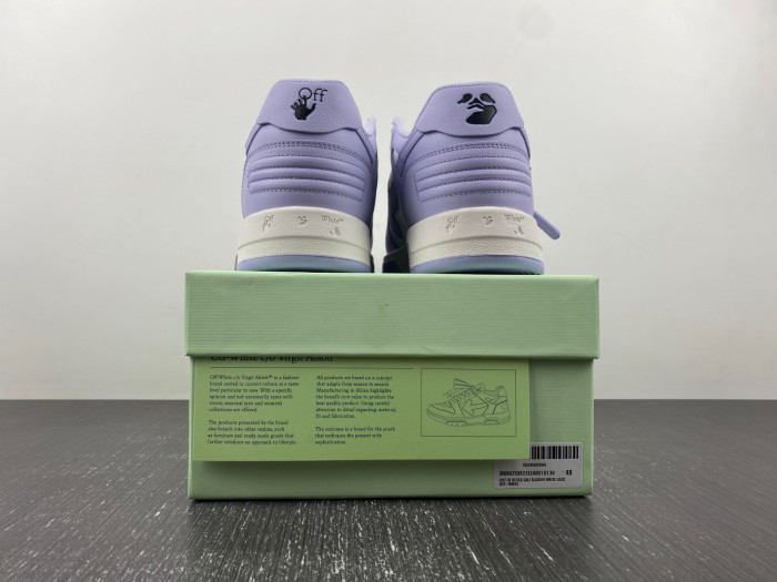 OFF-WHITE SNEAKER