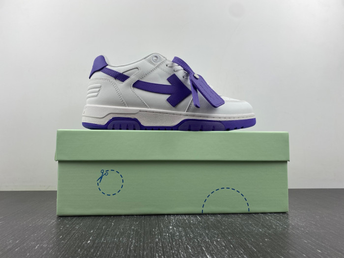 OFF-WHITE SNEAKER