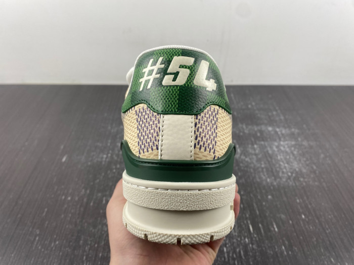 LV TRAINER SNEAKER