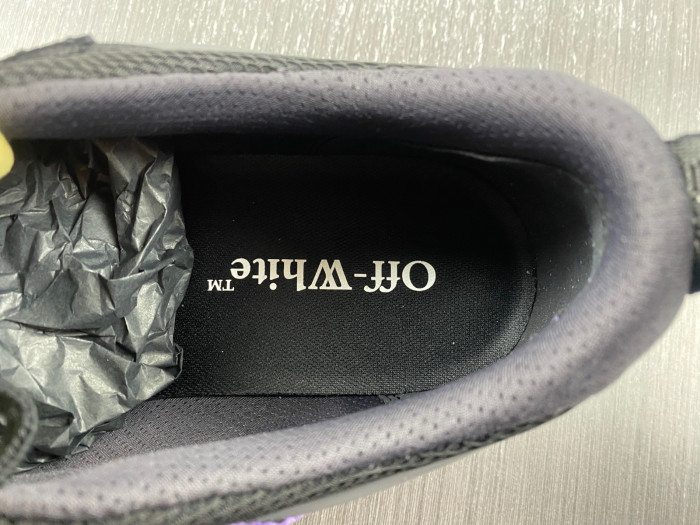 OFF-WHITE C/O ODSY-1000 SNEAKER
