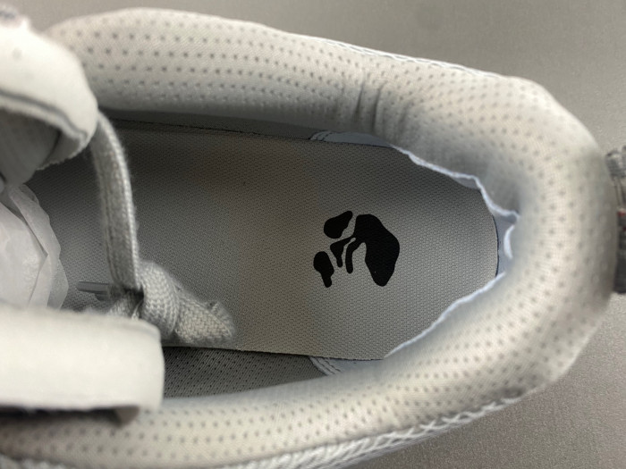 OFF-WHITE C/O ODSY-1000 SNEAKER