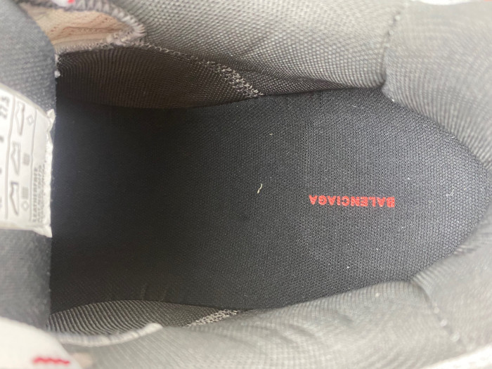 BLCG CARGO SNEAKER 792779 W2MV2 0311