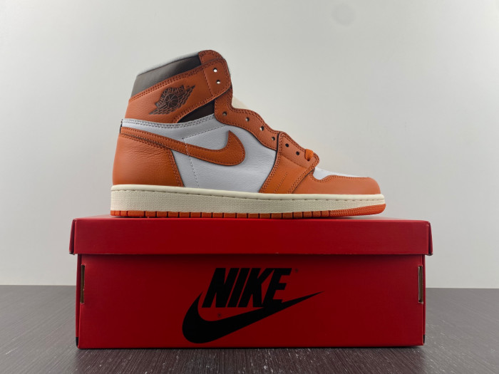 Air Jordan 1 High OG WMNS “Starfish” DO9369-101