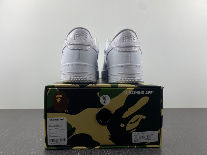 B*PE SNEAKER
