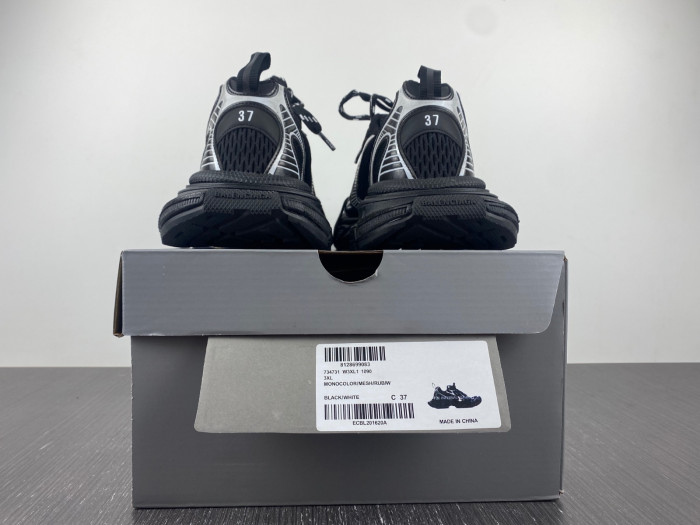 BLCG 3XL SNEAKER 734731 W3XL1 1090