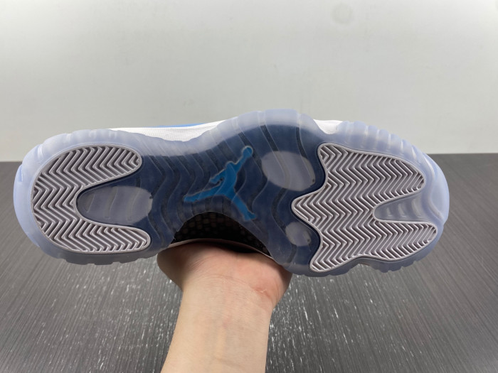 Jordan Ultimate Gift of Flight (11/29) 717602-900
