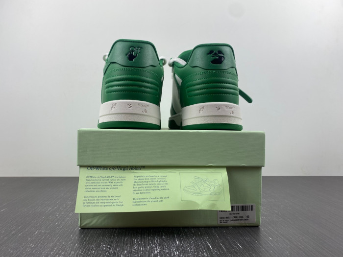 OFF-WHITE SNEAKER