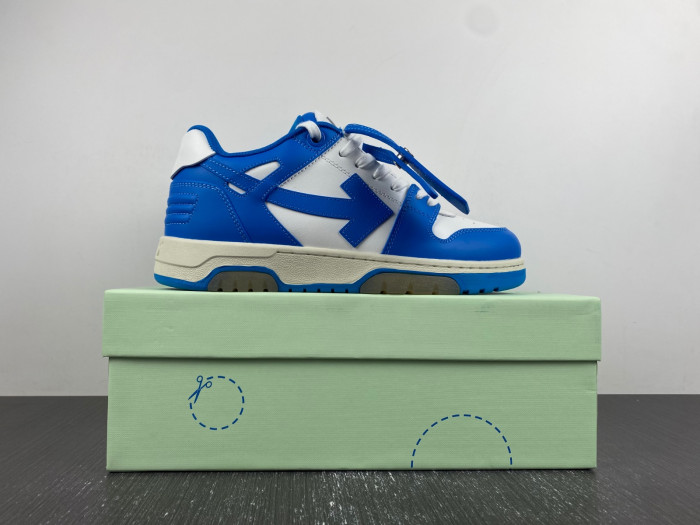 OFF-WHITE SNEAKER