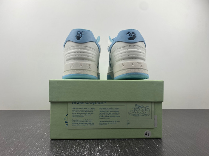 OFF-WHITE SNEAKER