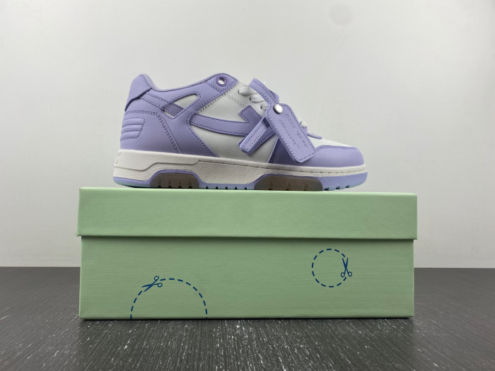 OFF-WHITE SNEAKER