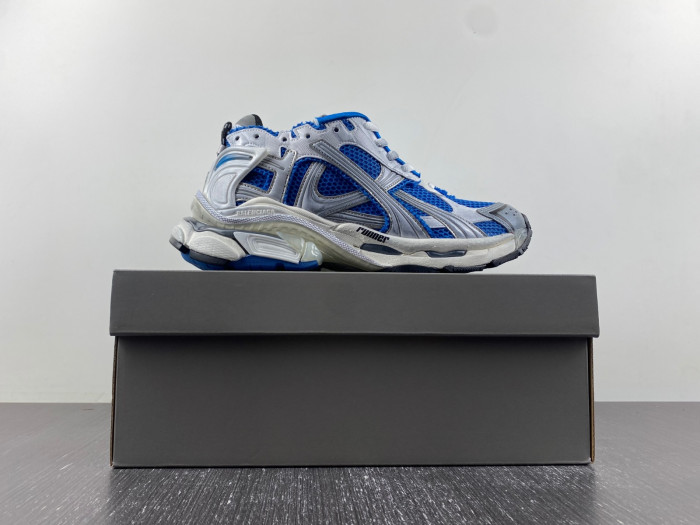 BLCG RUNNER SNEAKER 772774 W3RBW 0575