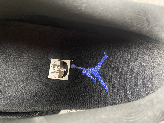 Air Jordan 11 Low “Space Jam” FV5104-004