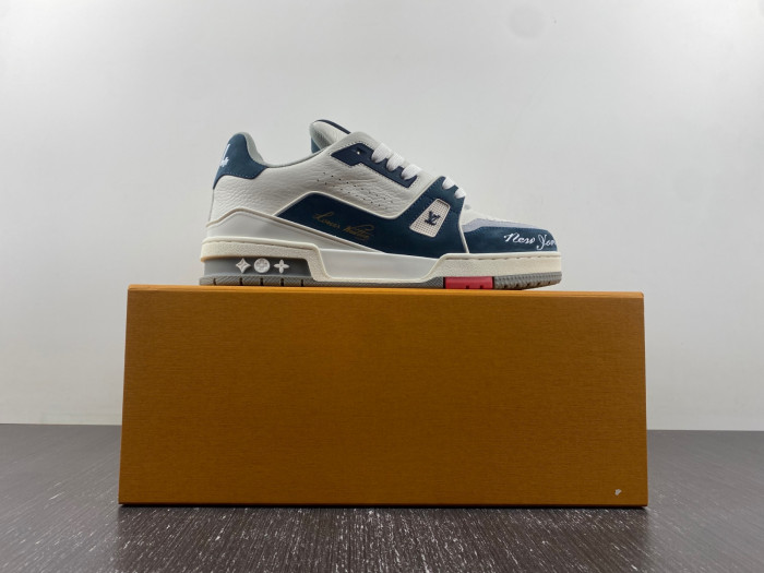 LV TRAINER SNEAKER