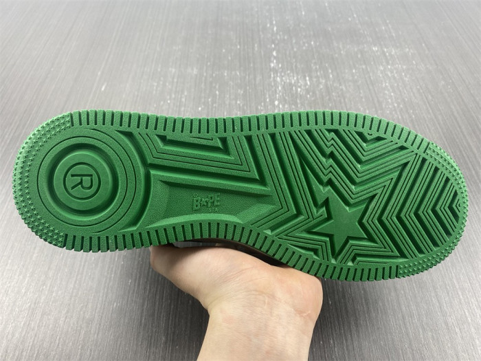 B*PE SNEAKER