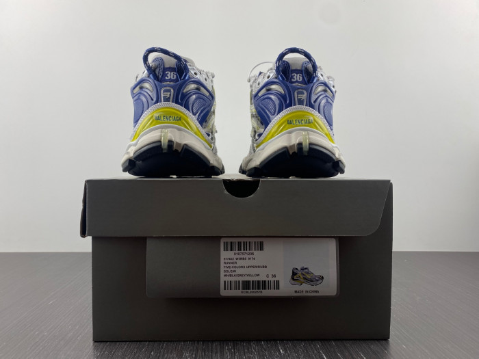 BLCG RUNNER SNEAKER 677402 W3RB5 9174