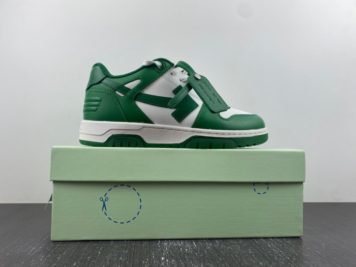 OFF-WHITE SNEAKER
