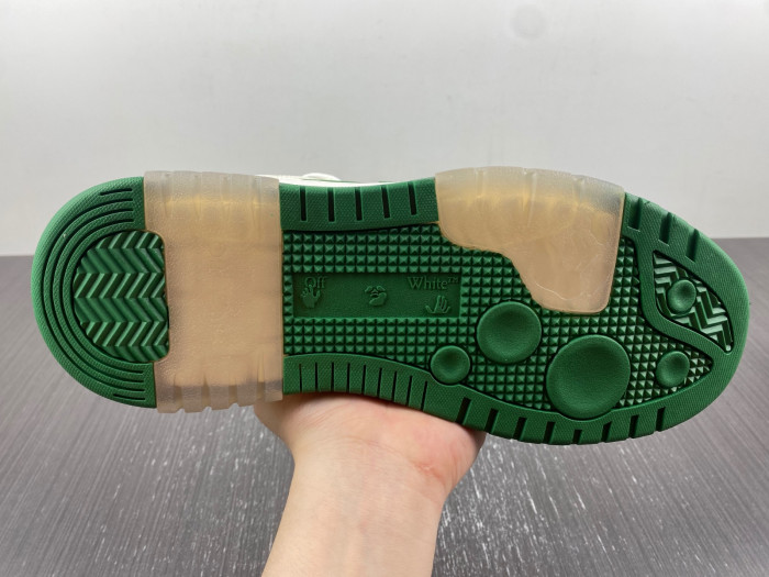 OFF-WHITE SNEAKER