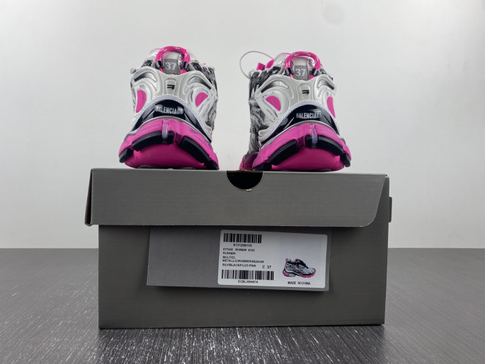 BLCG RUNNER SNEAKER 677402 W3RBW 9155