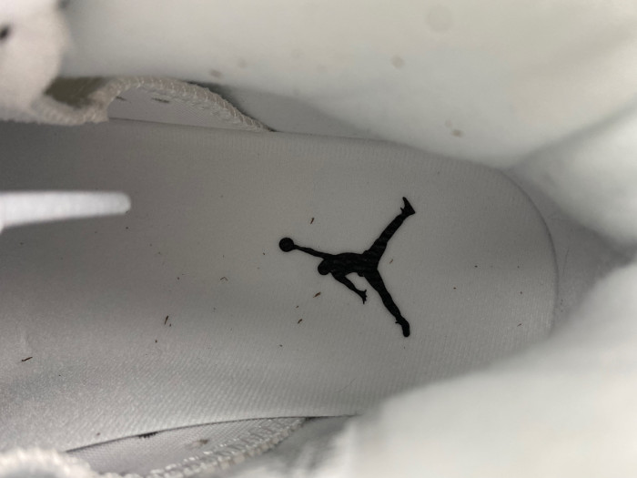 Air Jordan 6 “Reverse Oreo” CT8529-112