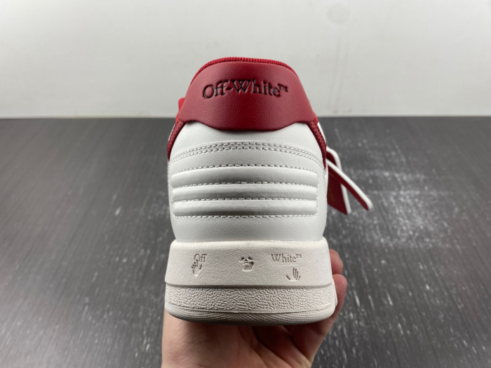 OFF-WHITE SNEAKER