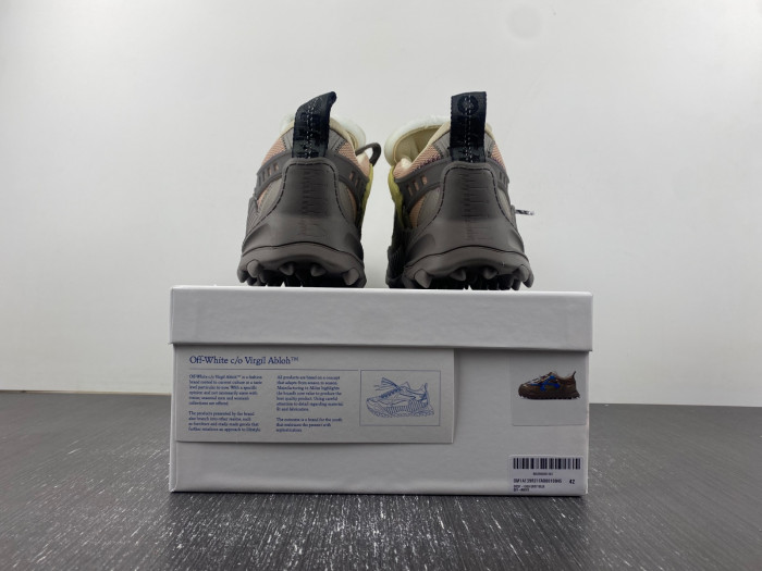 OFF-WHITE C/O ODSY-1000 SNEAKER