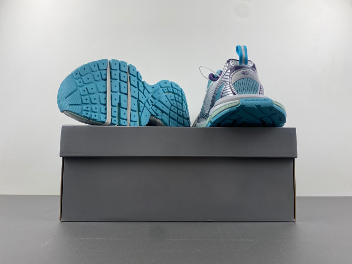 BLCG 3XL SNEAKER 734734 W3XL5 4095