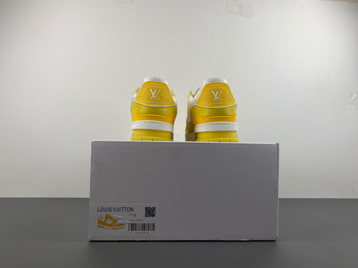 LV TRAINER SNEAKER