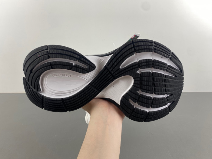 BLCG CIRCUIT SNEAKER 793945 WFLGY 9100