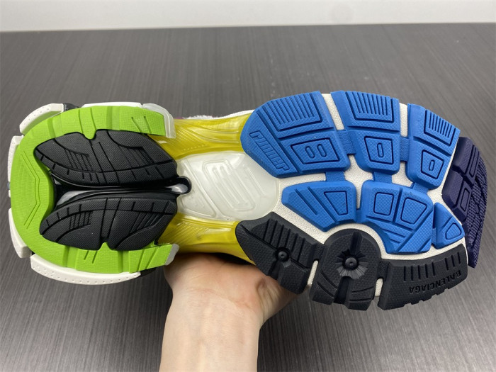 BLCG RUNNER SNEAKER 677403 W3RB6 8123