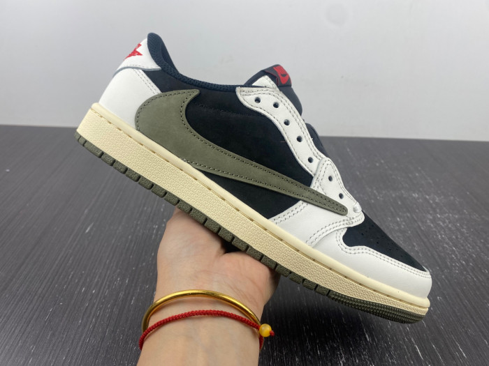 Travis Scott x Air Jordan 1 Low OG WMNS “Olive” DZ4137-106