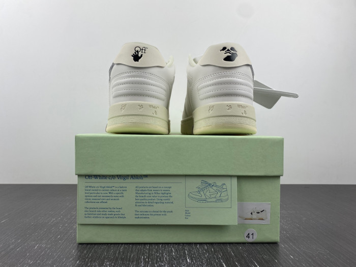 OFF-WHITE SNEAKER
