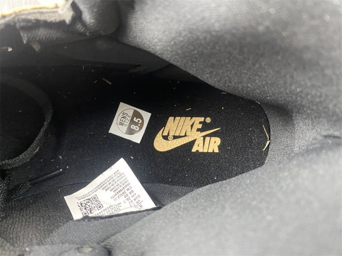 Air Jordan 1 High OG “Heirloom” 555088-202