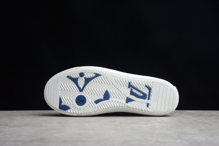 LV TRAINER SNEAKER LOW