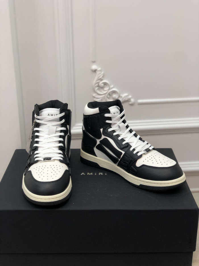 AR1M1 High-Top Sneaker