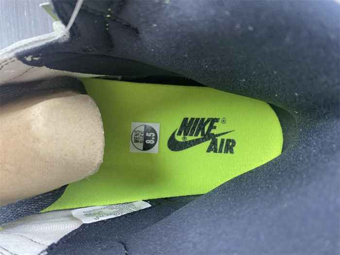 Air Jordan 1 High OG “Volt” 555088-702