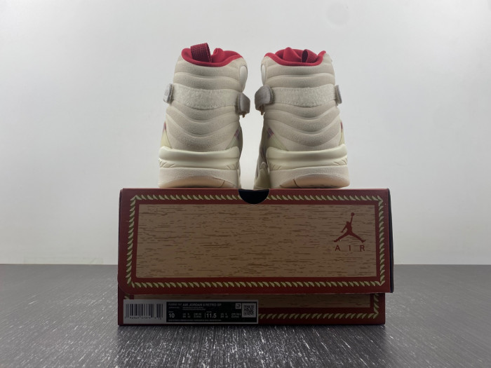 Jordan 8 Retro SoleFly Mi Casa Es Su Casa (Friends and Family Special Box) FJ2850-107