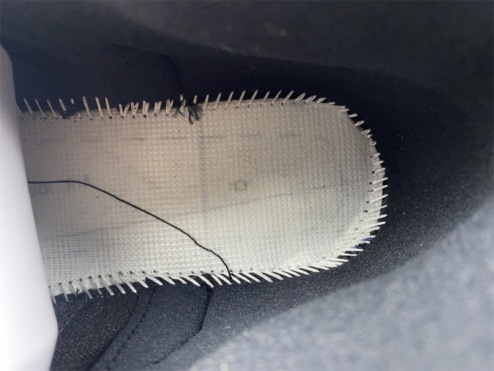 Air Jordan 12 “Black Taxi” CT8013-071