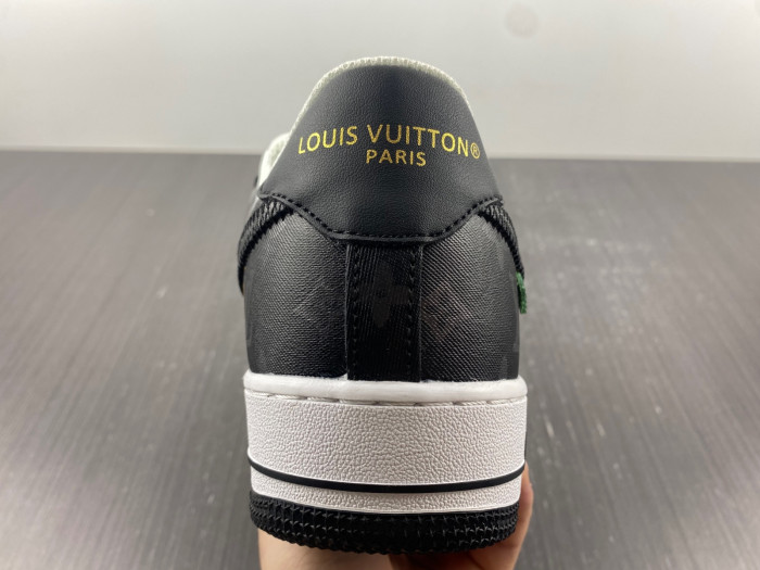 l**is V*t*n nike air force 1 low black