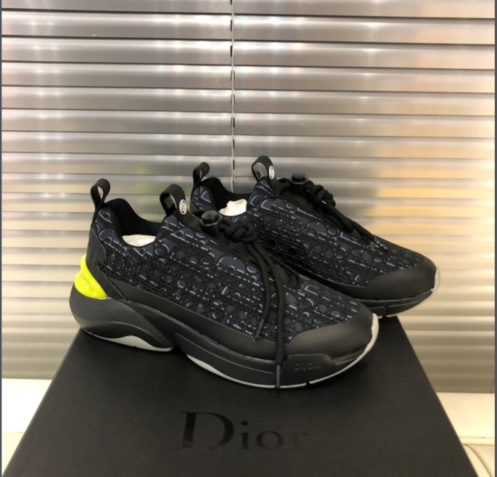 DR B22 SNEAKER