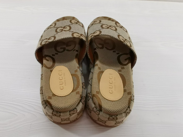 GUCC SLIPPERS