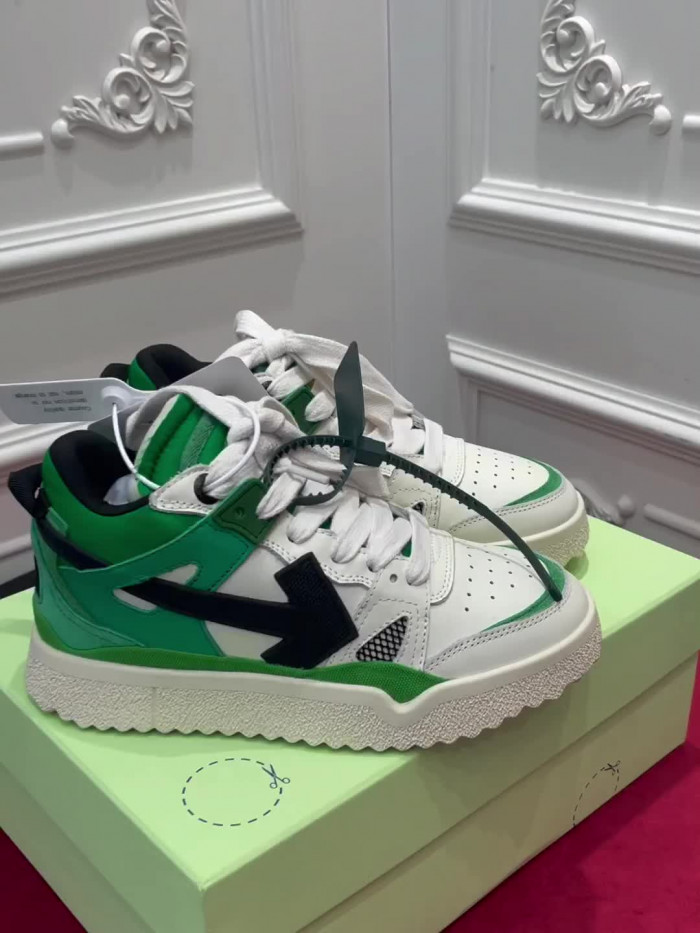 OFF-WHITE SNEAKER