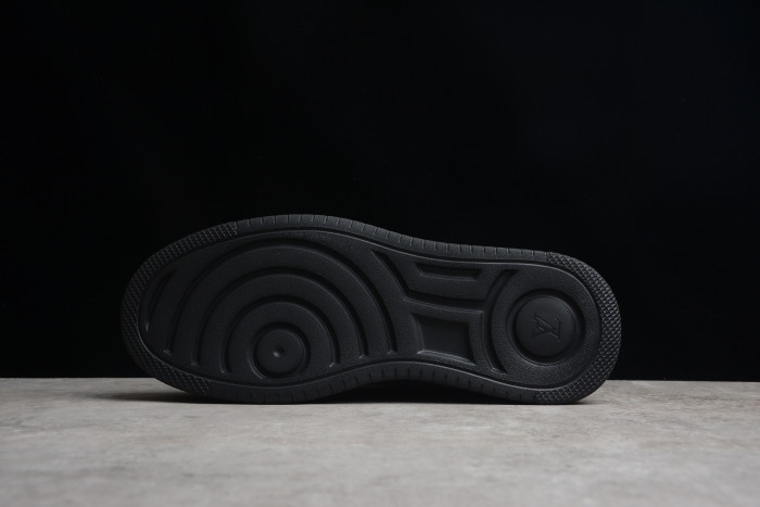 LV TRAINER SNEAKER HIGH