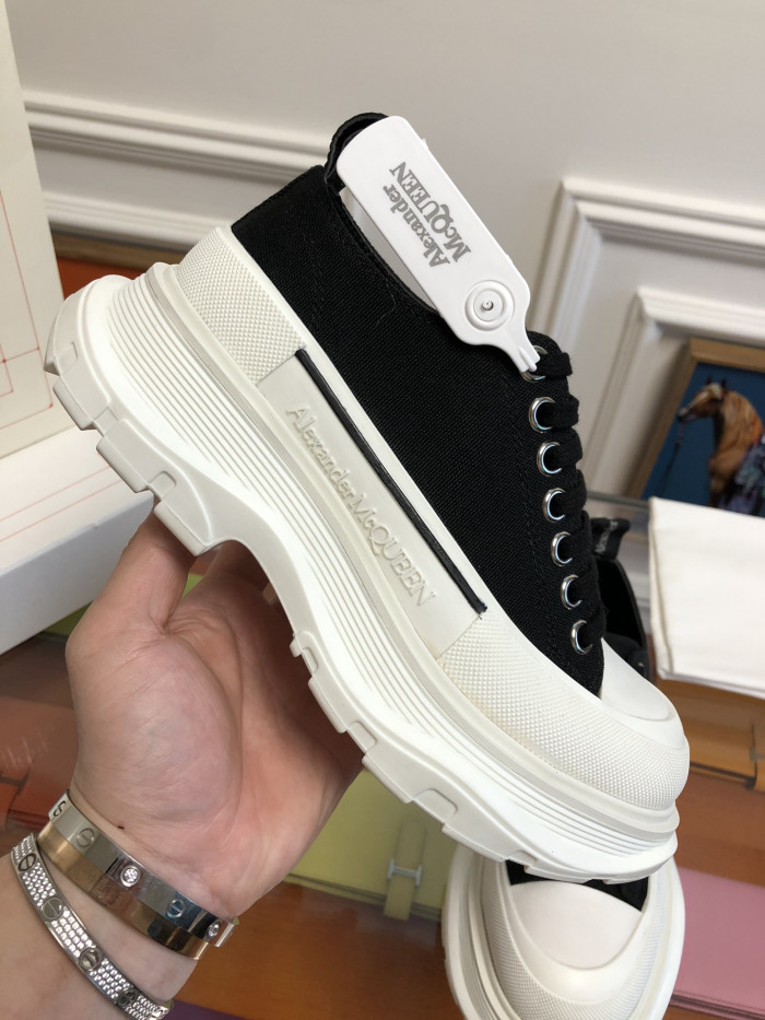 MQ SNEAKERS