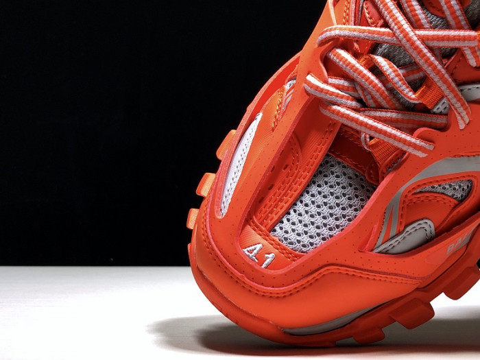 BLCG TRACK TRAINER