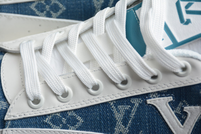LV TRAINER SNEAKER LOW