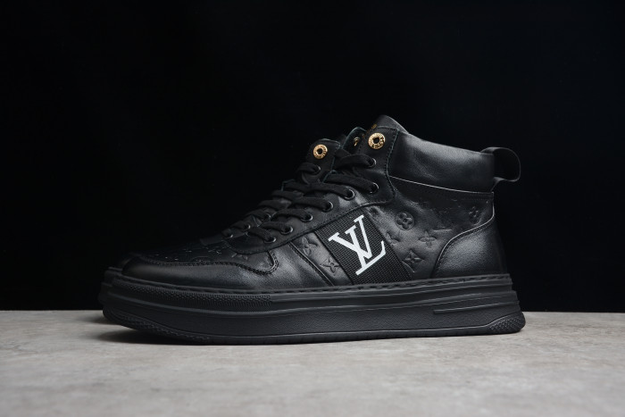 LV TRAINER SNEAKER HIGH