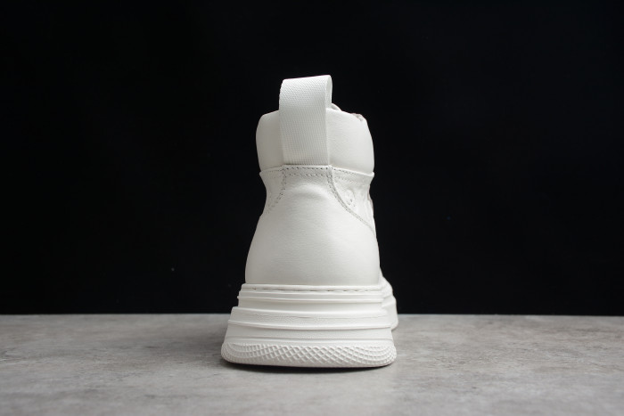 LV TRAINER SNEAKER HIGH