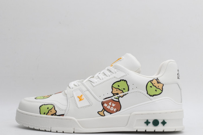 LV TRAINER SNEAKER LOW