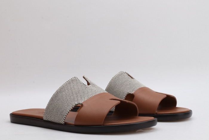 Herme Slippers